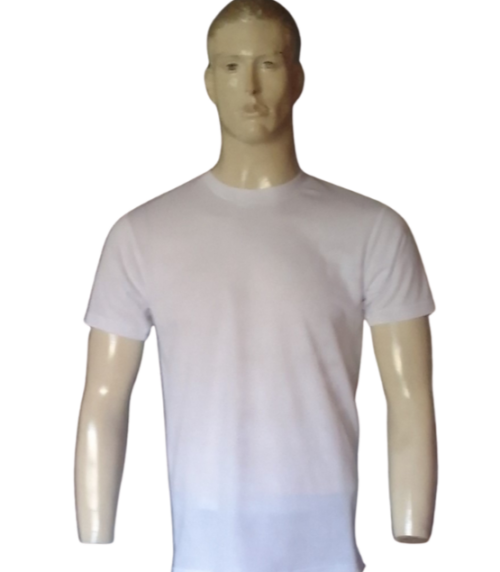 WHITE T SHIRT ON MANIQUIN FRONT